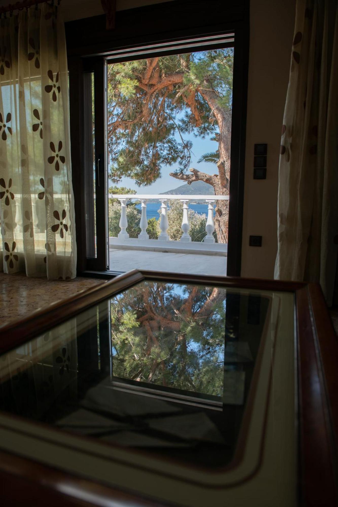 Villa Olive And Sea Mytilíni Exterior foto